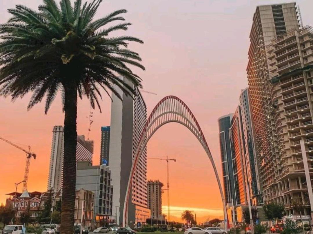 Апартаменты С Видом На Море Twin Towers Batumi, Orbi City エクステリア 写真